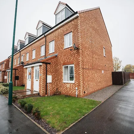 Modern 3 Storey In * Redcar