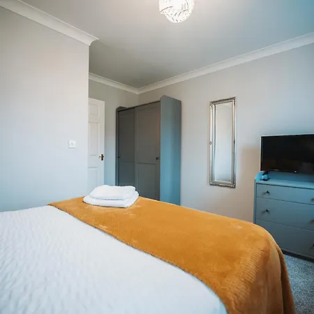 Modern 3 Storey In *