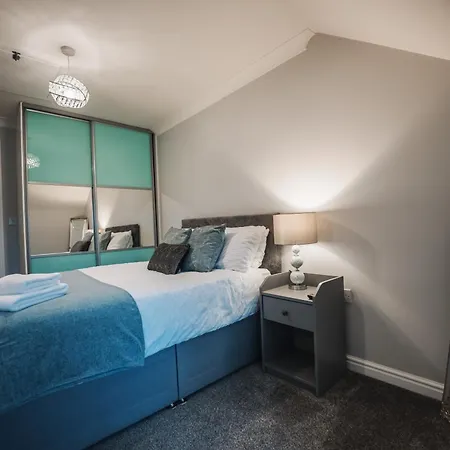 Modern 3 Storey In
